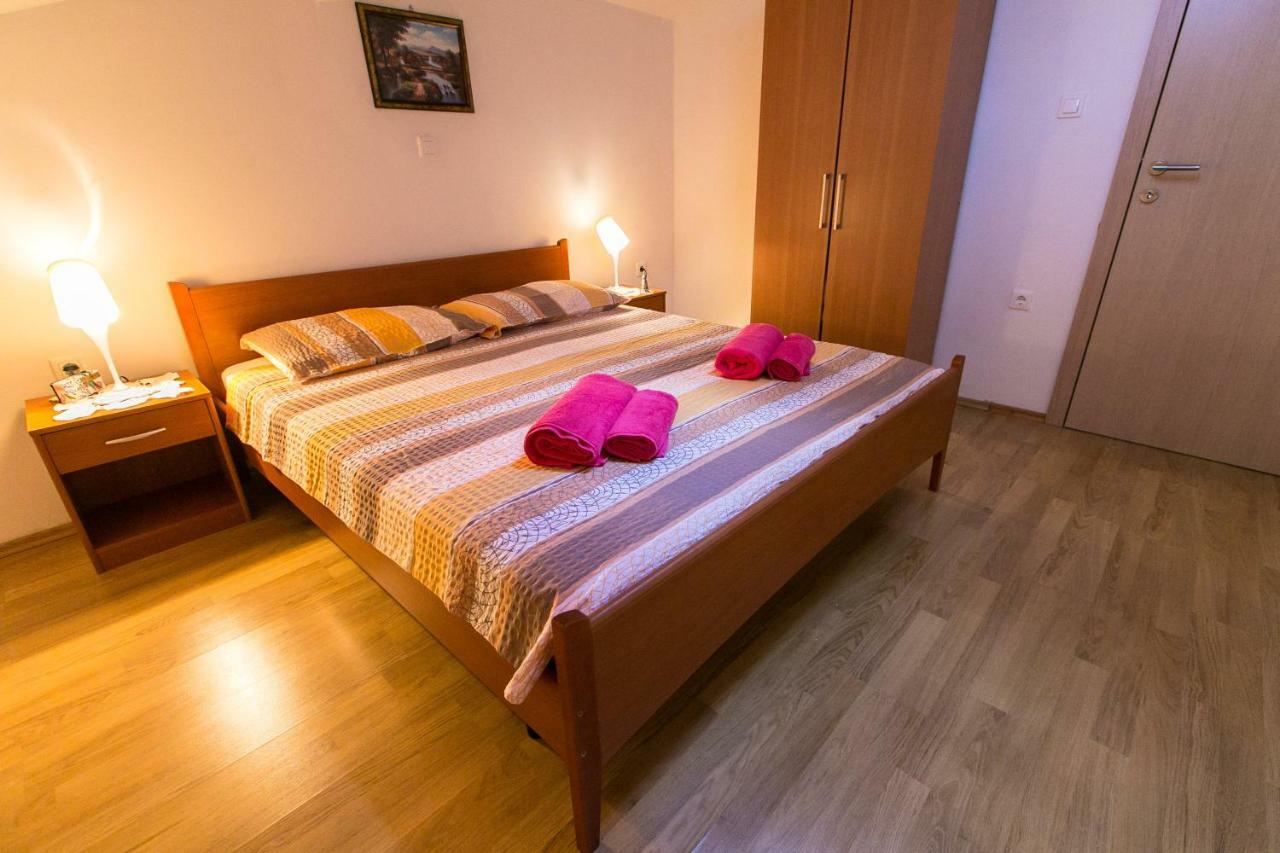Amela Apartment Pula Exterior photo